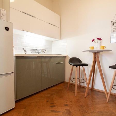 Nejedleho APARTMEET Praha Exteriér fotografie