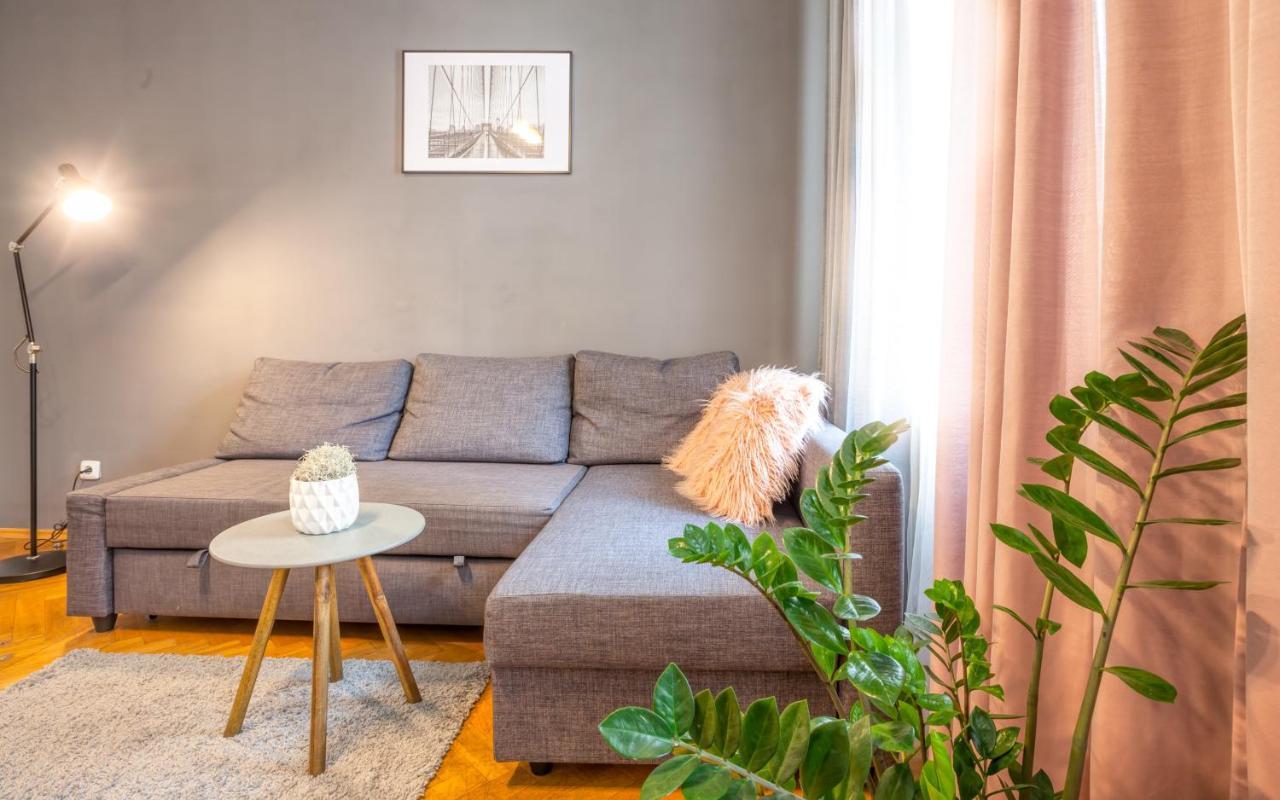 Nejedleho APARTMEET Praha Exteriér fotografie