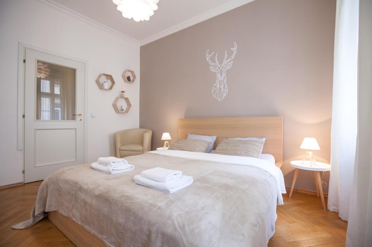 Nejedleho APARTMEET Praha Exteriér fotografie